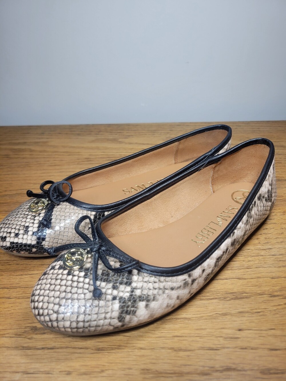 Sam & Libby Callan Mocha Snake Print Ballet Flats Size 7 Casual Chic Workwear